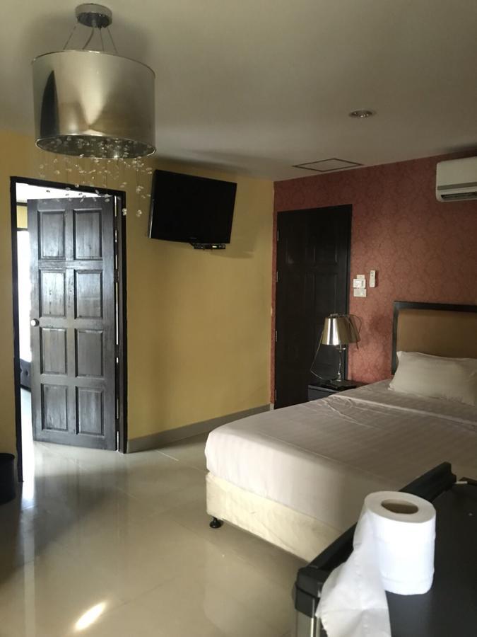 Skama Residency Hotel Pattaya Bagian luar foto